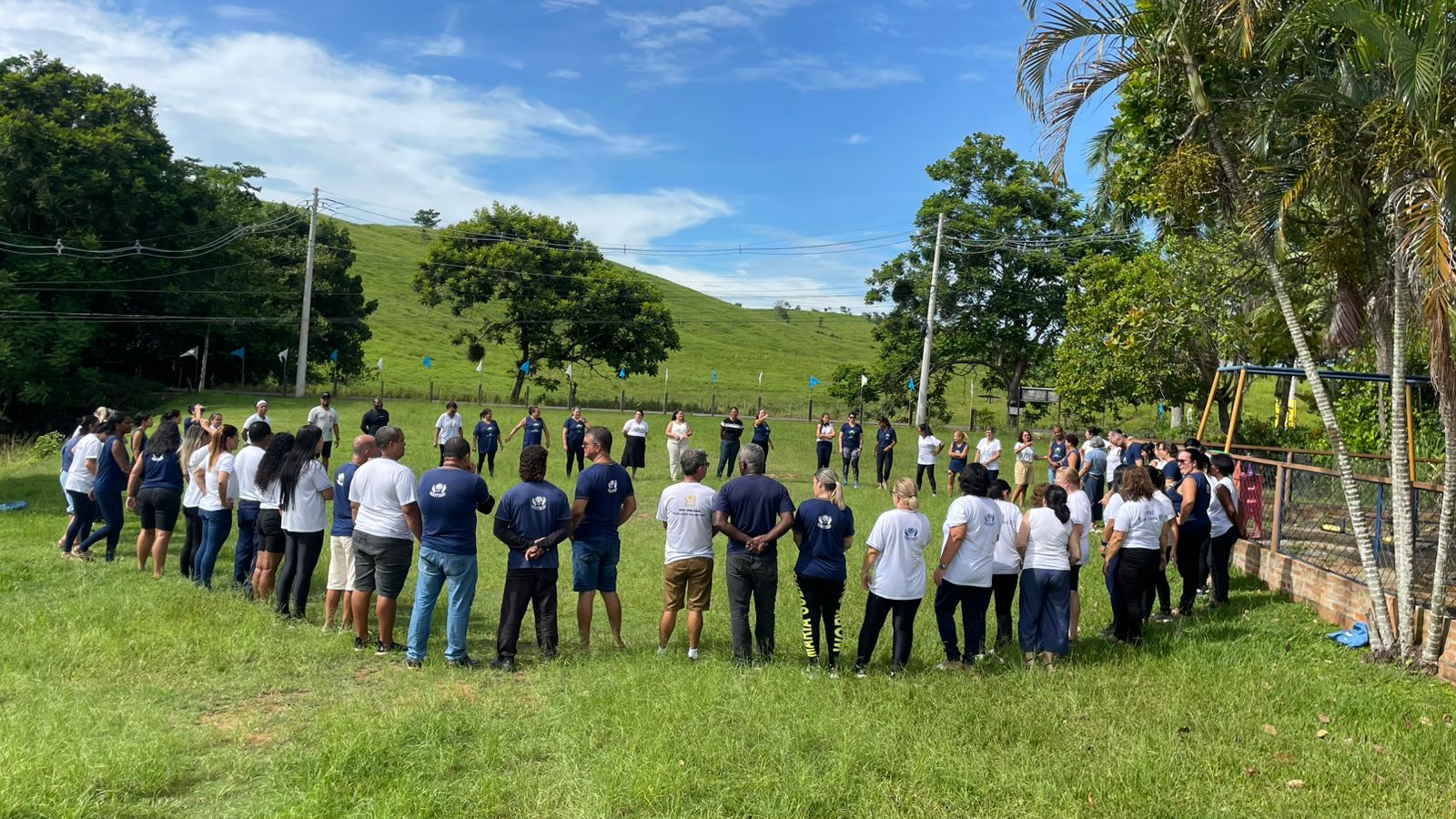 Capacitação dos colaboradores da APAE – “Desafio que Transforma Equipe”